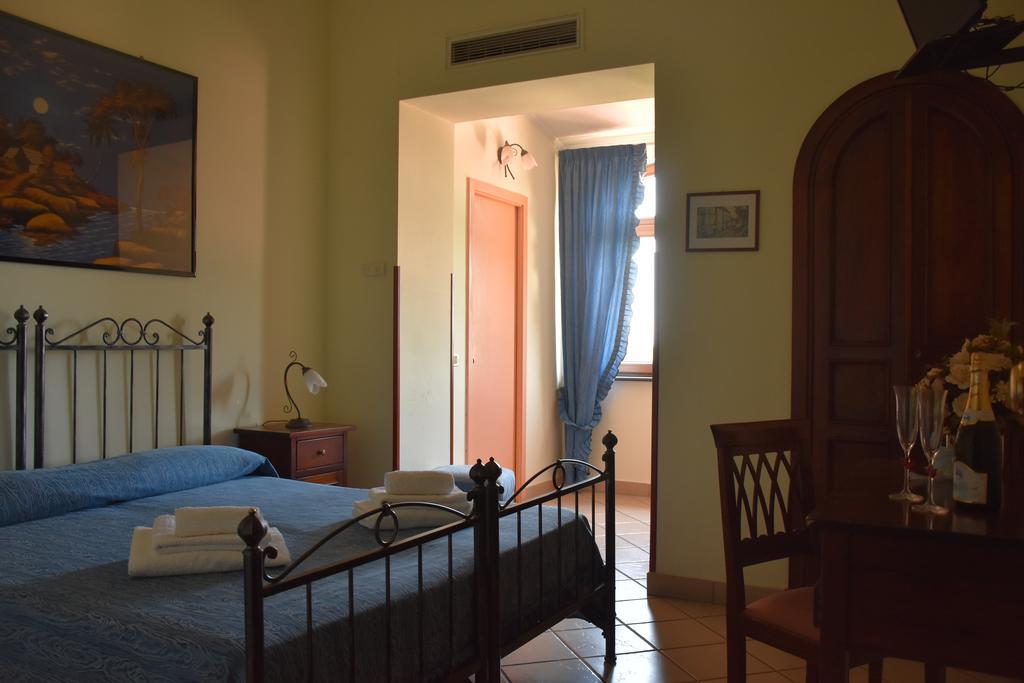 Hotel Risorgimento 아제롤라 외부 사진