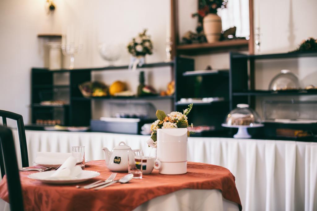 Hotel Risorgimento 아제롤라 외부 사진