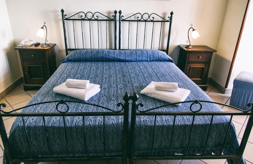 Hotel Risorgimento 아제롤라 외부 사진